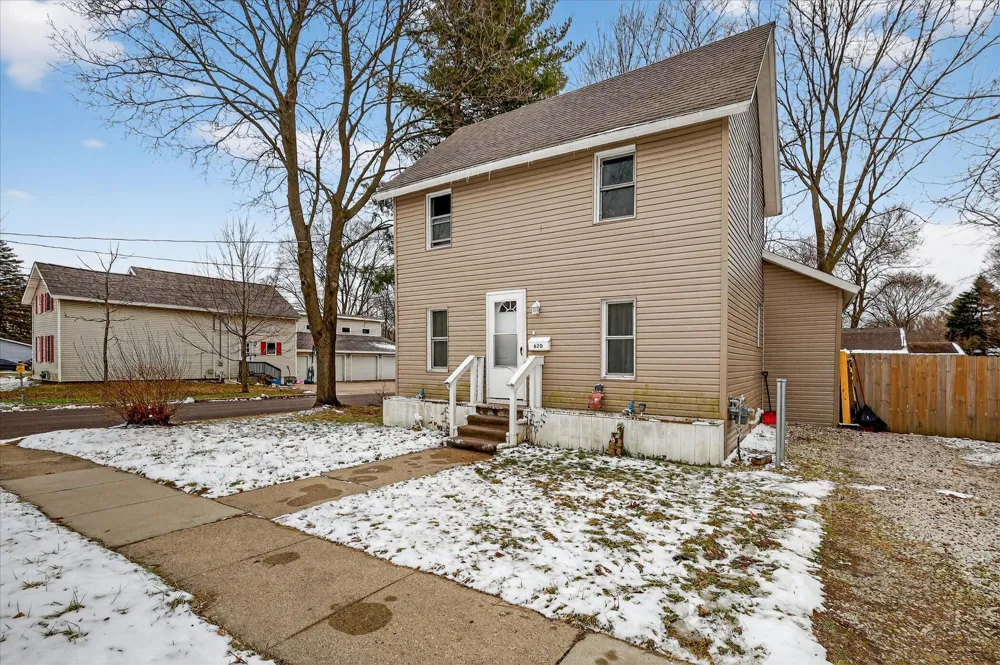 620 E Green Street Marshall City, MI 49068