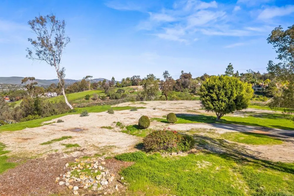 18065 Avenida Alondra Rancho Santa Fe, CA 92067