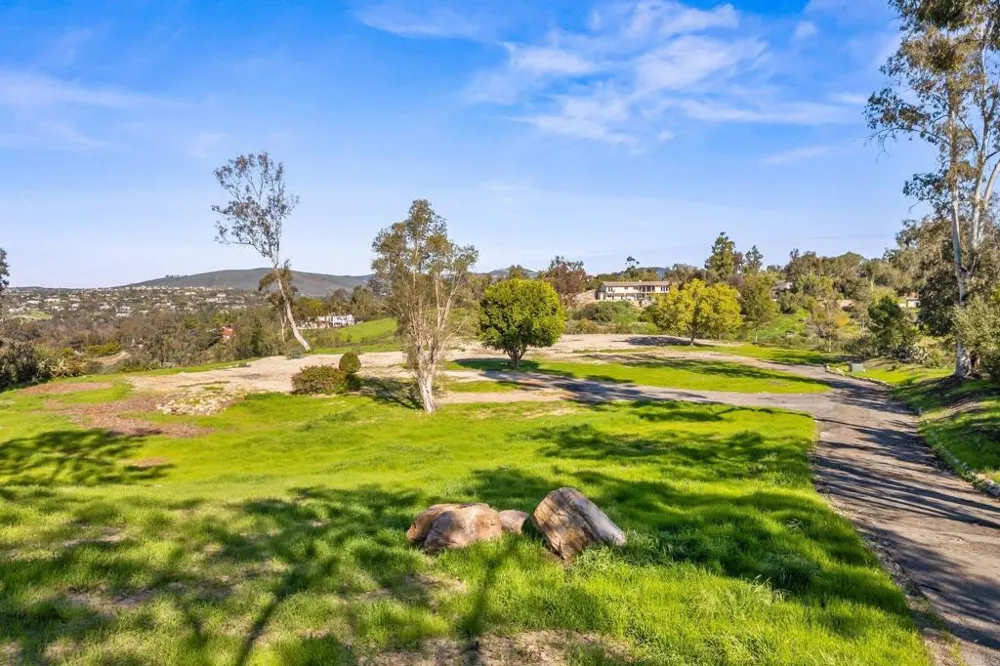 18065 Avenida Alondra Rancho Santa Fe, CA 92067