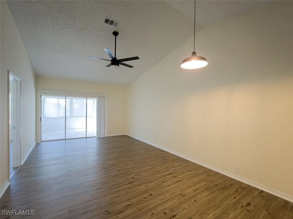 CASTLEWOOD DRIVE Holiday, FL 34691