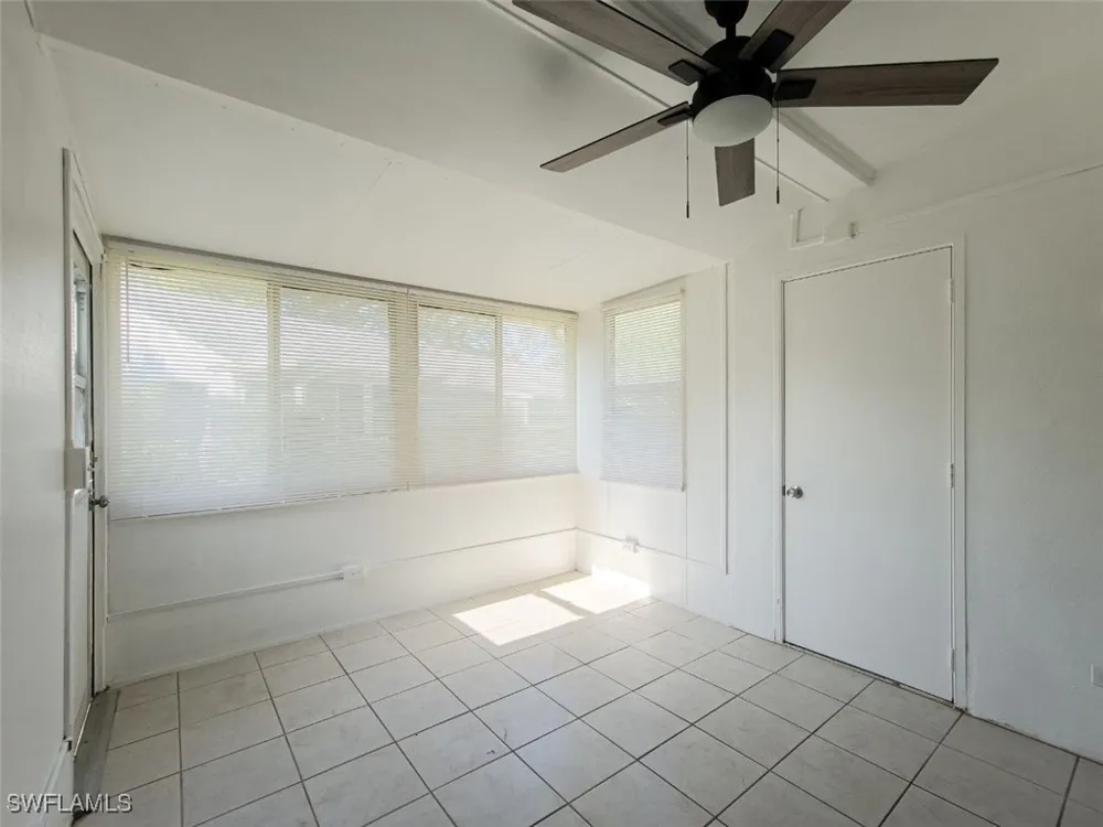 CASTLEWOOD DRIVE Holiday, FL 34691