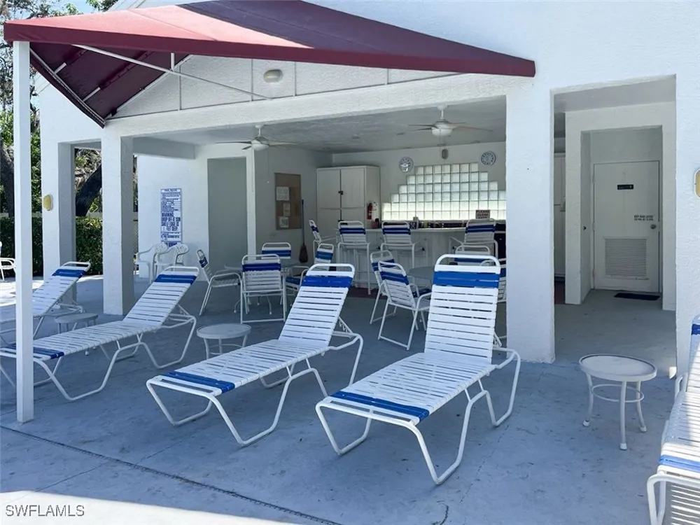 CASTLEWOOD DRIVE Holiday, FL 34691