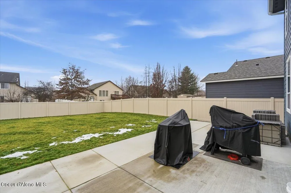 1074 E Allenby Avenue Post Falls, ID 83854