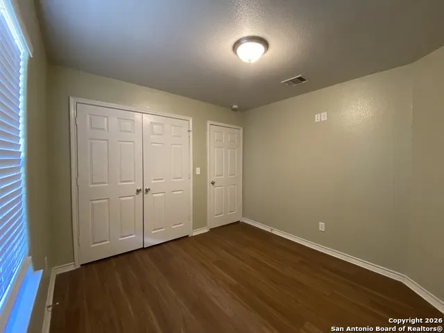 1103 Maple Jourdanton, TX 78026