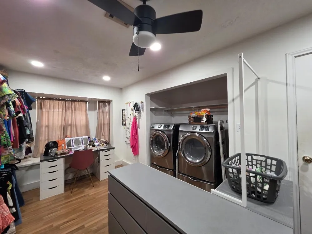 2414 Goldenrod Street Highlands, TX 77562