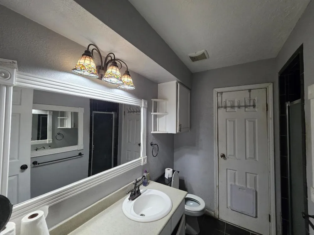 2414 Goldenrod Street Highlands, TX 77562