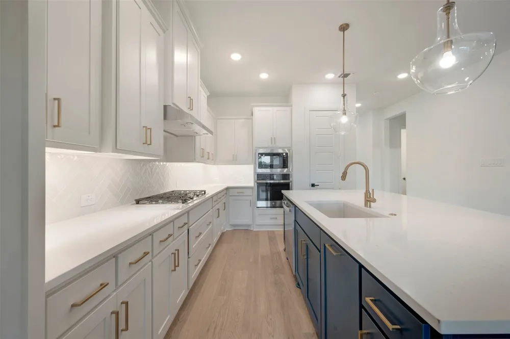 2085 Emerald Grove Drive Arlington, TX 76005