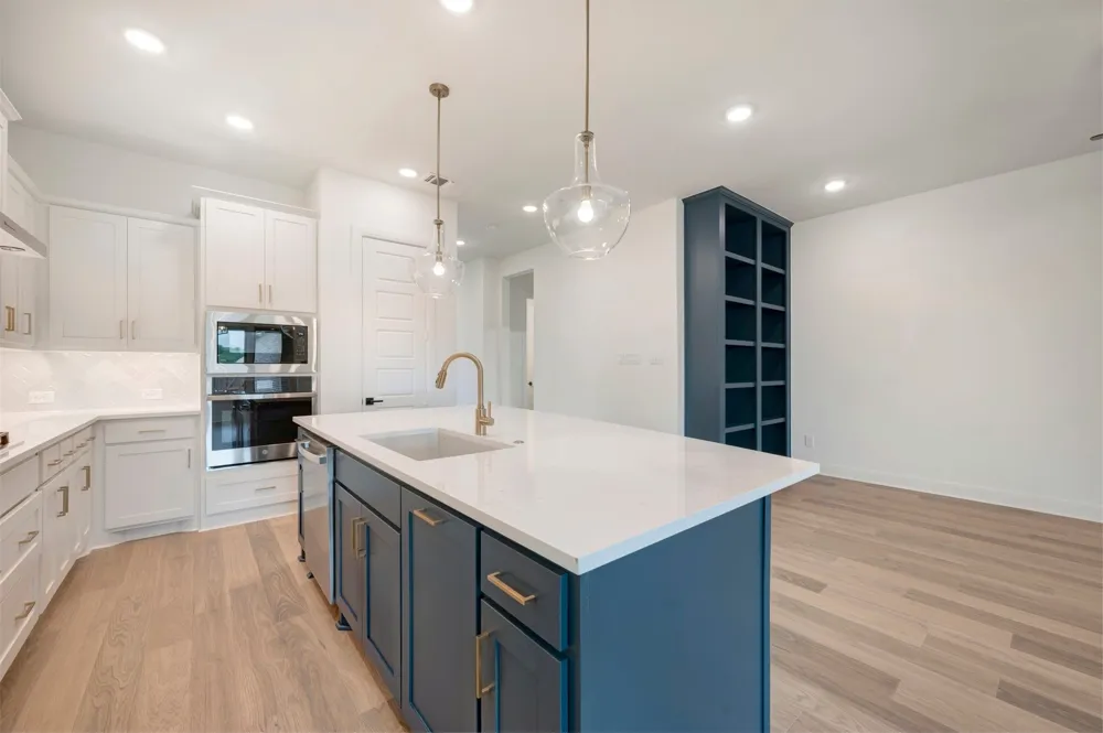 2085 Emerald Grove Drive Arlington, TX 76005