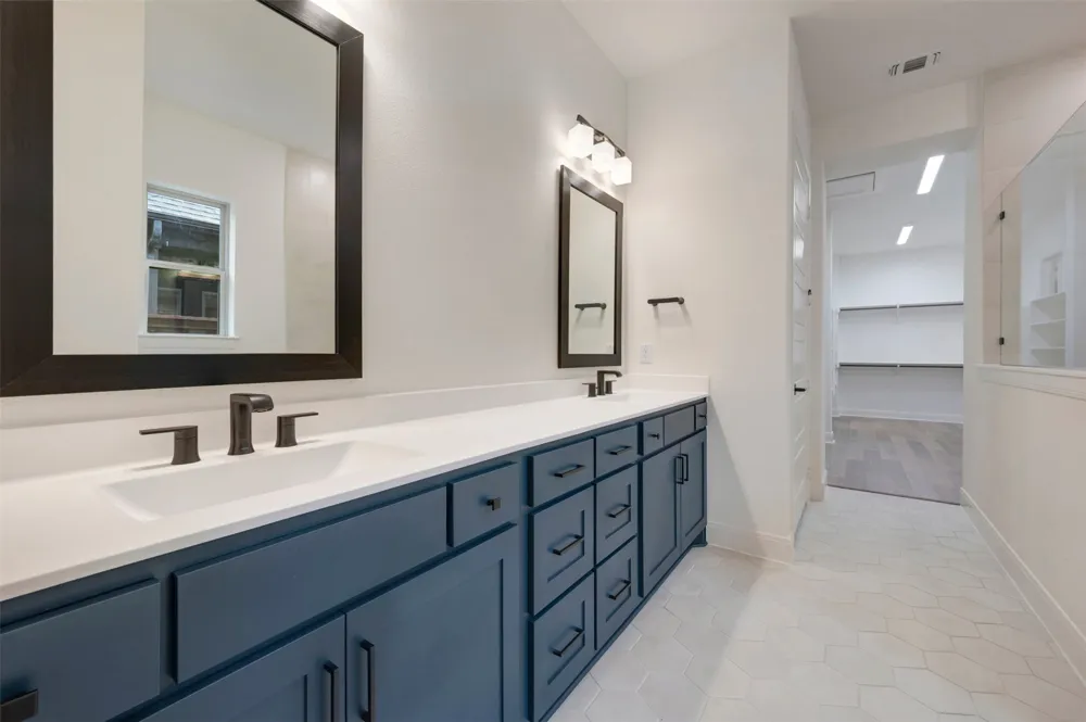 2085 Emerald Grove Drive Arlington, TX 76005