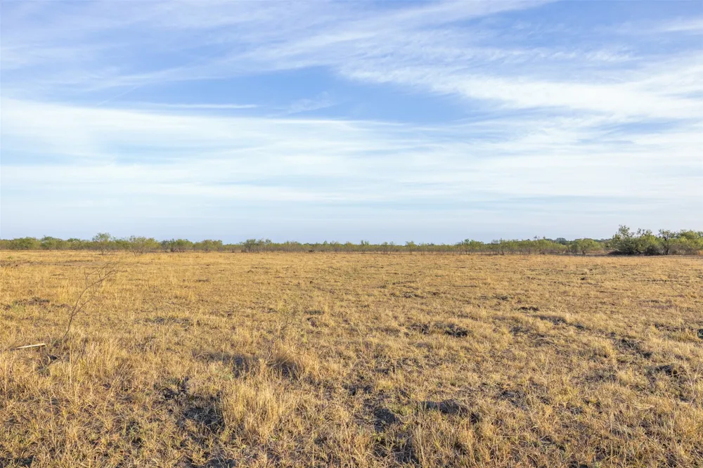 CR 424 Rochelle, TX 76872