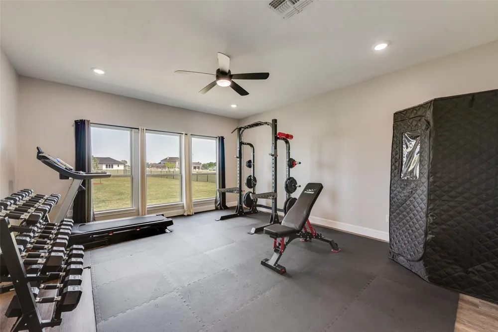 1044 Encino Court Wills Point, TX 75169