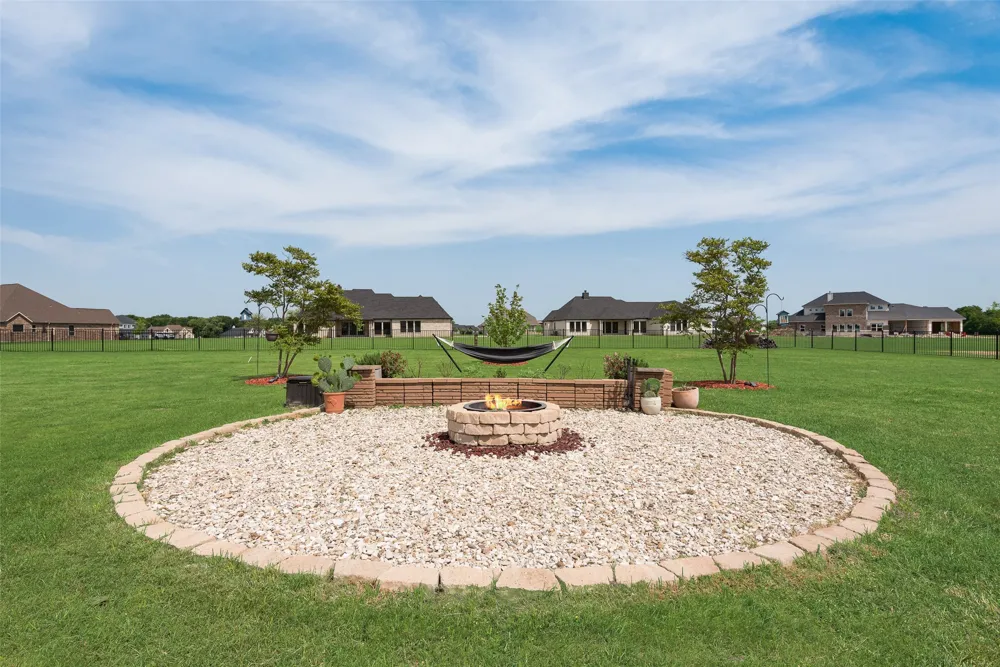 1044 Encino Court Wills Point, TX 75169
