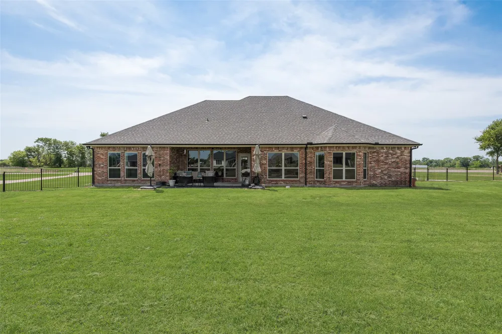 1044 Encino Court Wills Point, TX 75169