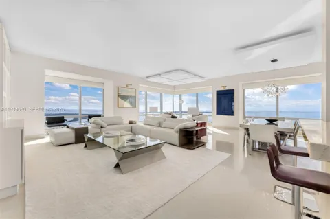 1425 Brickell Ave #56F