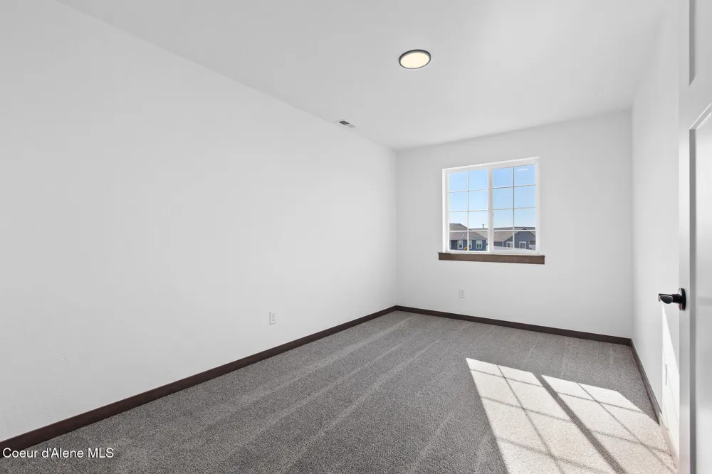 8386 W Splitrail Avenue Rathdrum, ID 83858