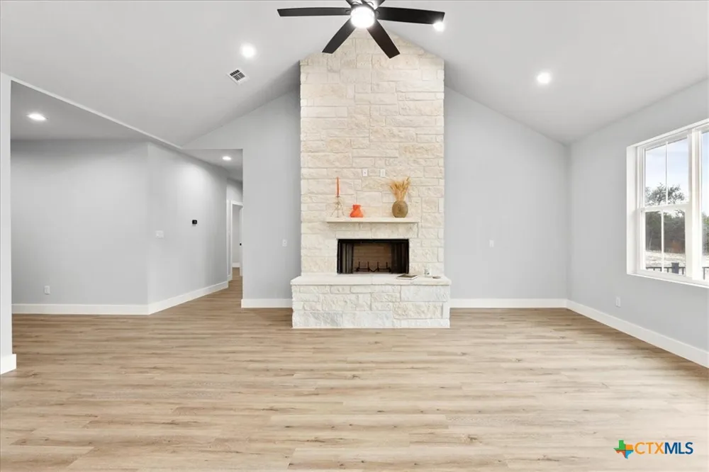 1190 Fernwood Road Fischer, TX 78623