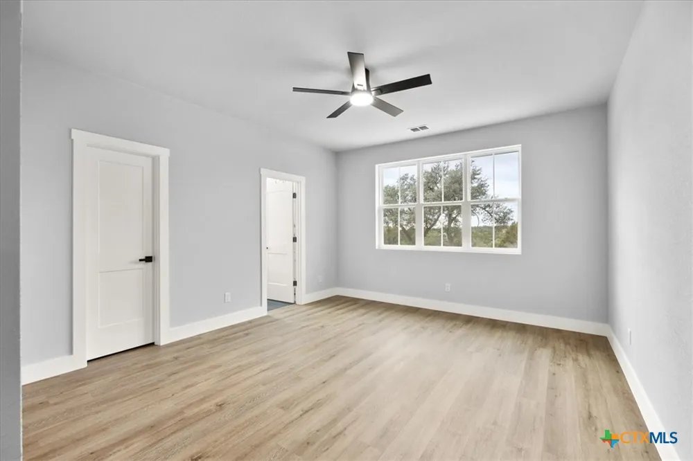 1190 Fernwood Road Fischer, TX 78623
