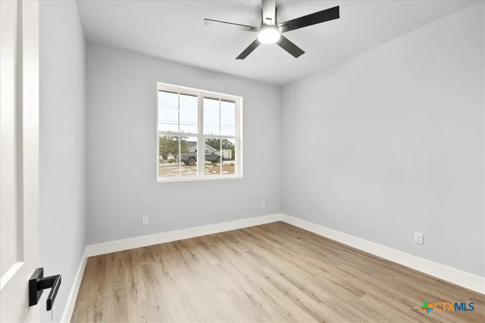 1190 Fernwood Road Fischer, TX 78623