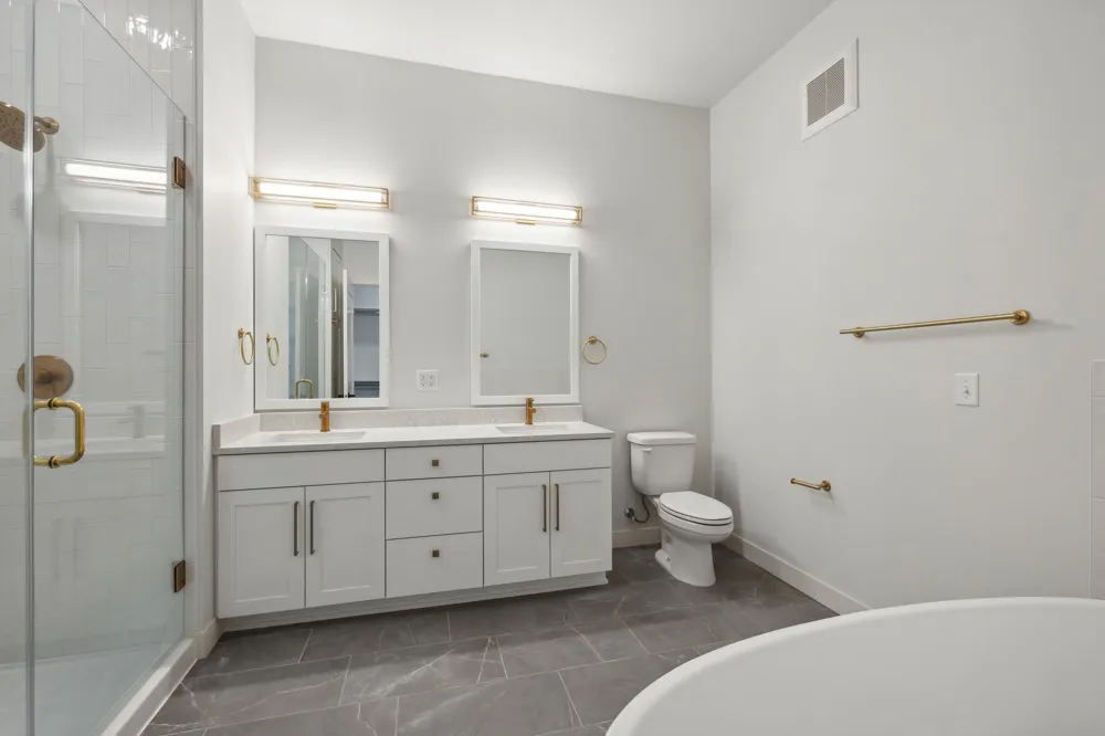4917 Eden Avenue #718 Edina, MN 55424