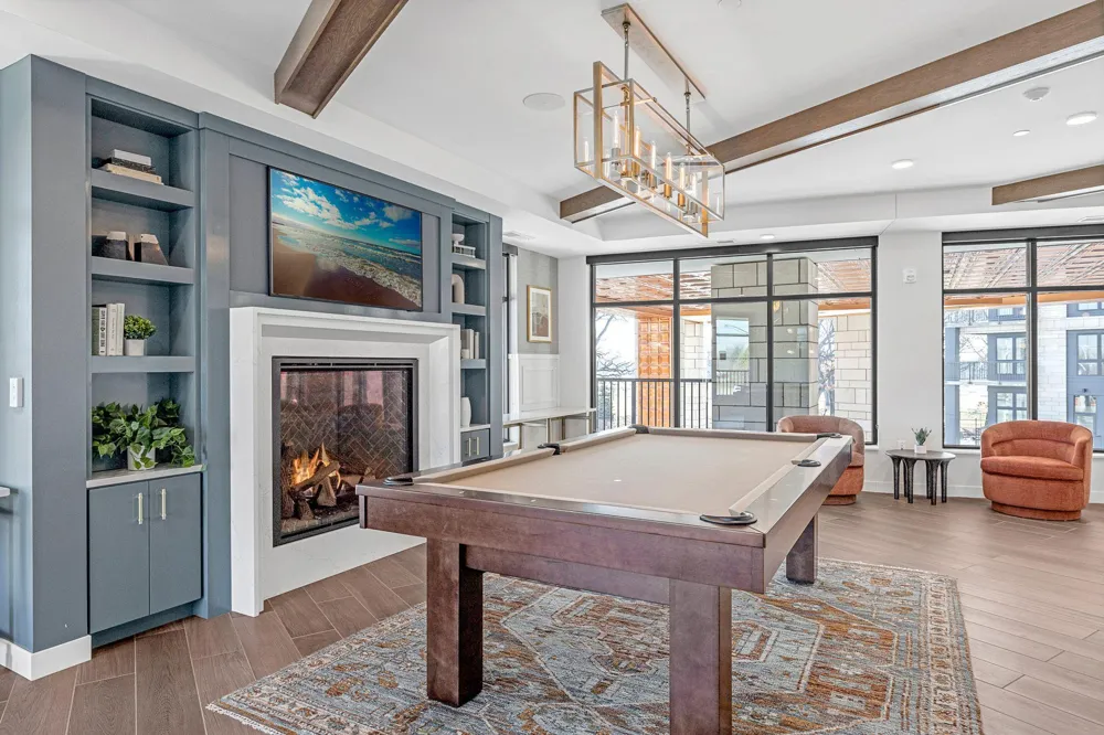 4917 Eden Avenue #718 Edina, MN 55424