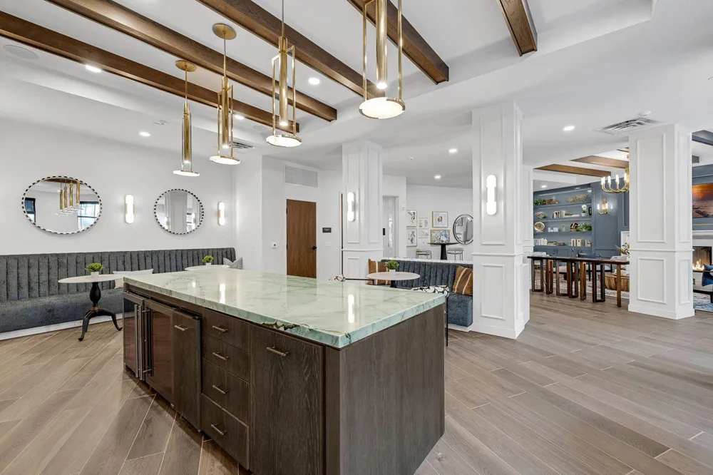 4917 Eden Avenue #718 Edina, MN 55424