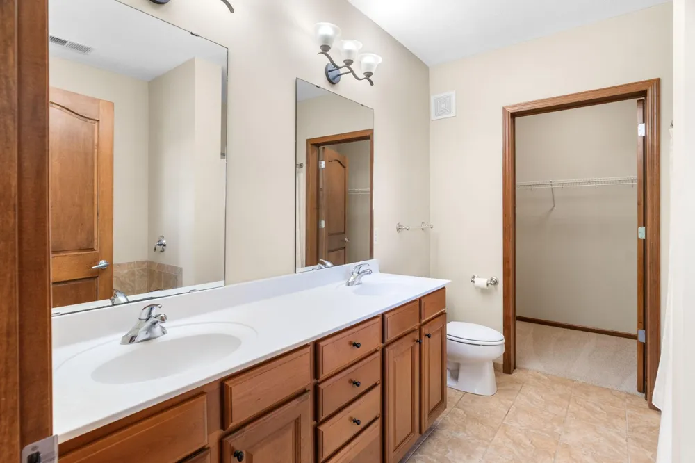 4100 Spring Street #211 Spring Park, MN 55384
