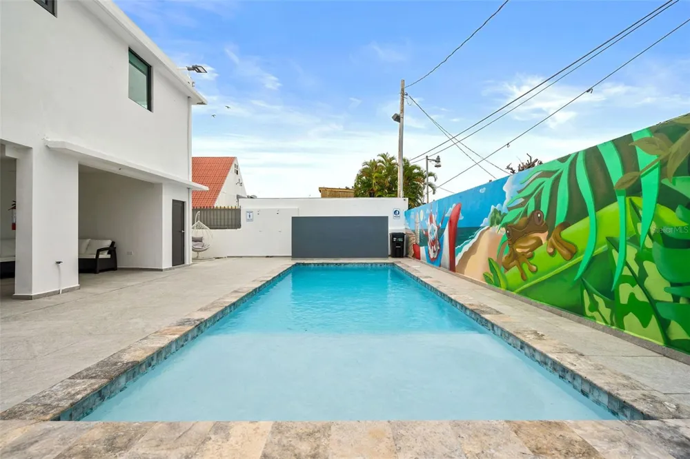 1035 CALLE MARGINAL VILLAMAR Carolina, PR 00979