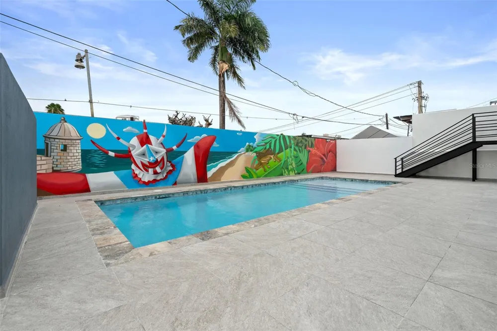 1035 CALLE MARGINAL VILLAMAR Carolina, PR 00979