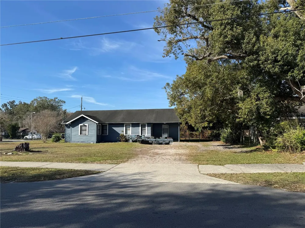 1049 PLATEAU AVENUE Lakeland, FL 33815