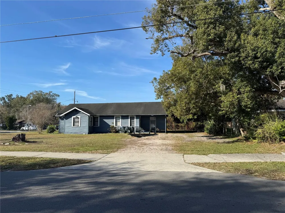 1049 PLATEAU AVENUE Lakeland, FL 33815