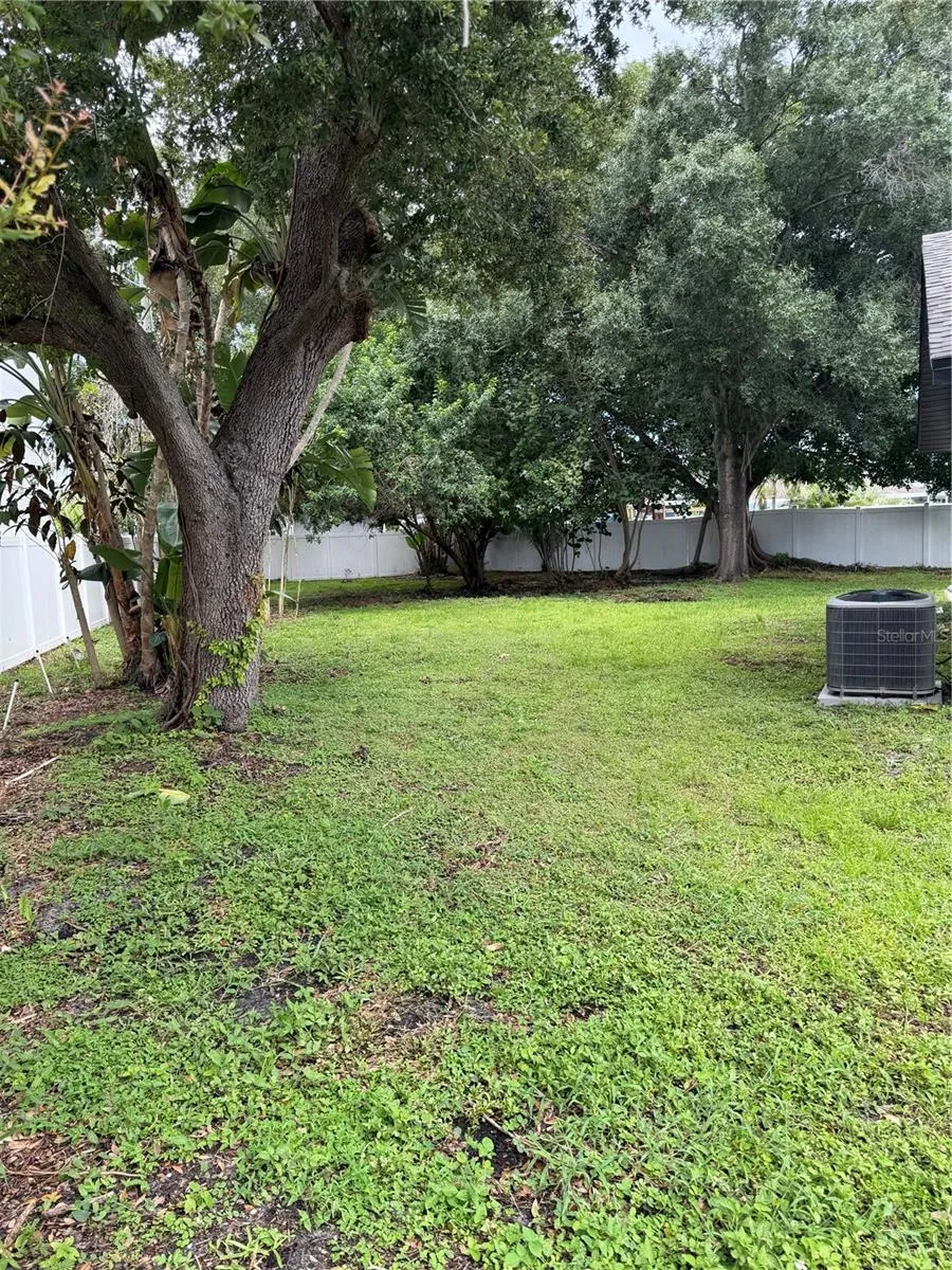 12195 71ST WAY Largo, FL 33773