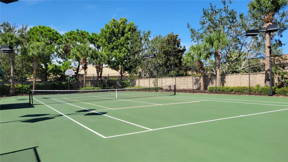 3740 82ND AVENUE CIRCLE E #102 Sarasota, FL 34243