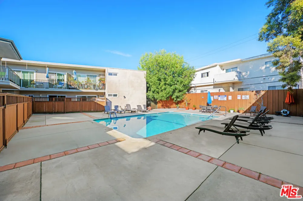 3640 Cardiff Avenue #104 Los Angeles, CA 90034