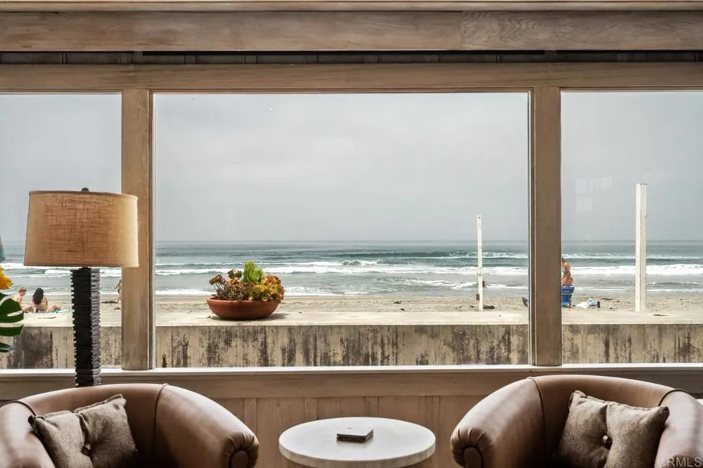 2028 Ocean Front Del Mar, CA 92014