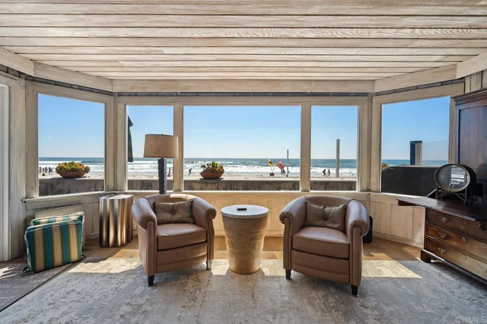 2028 Ocean Front Del Mar, CA 92014
