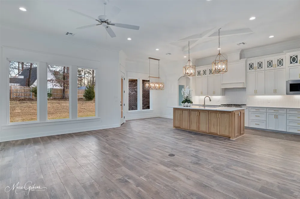 837 Walstonburg Benton, LA 71006