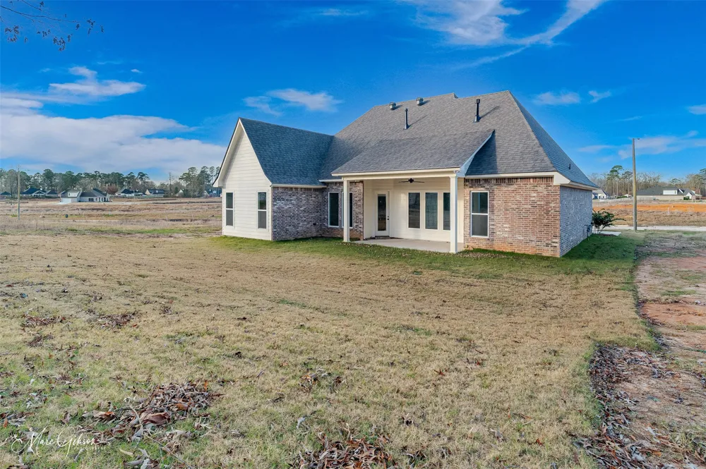 837 Walstonburg Benton, LA 71006