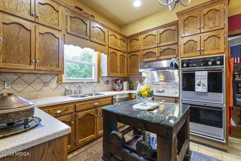 147 Stafford Avenue Barnesville, GA 30204