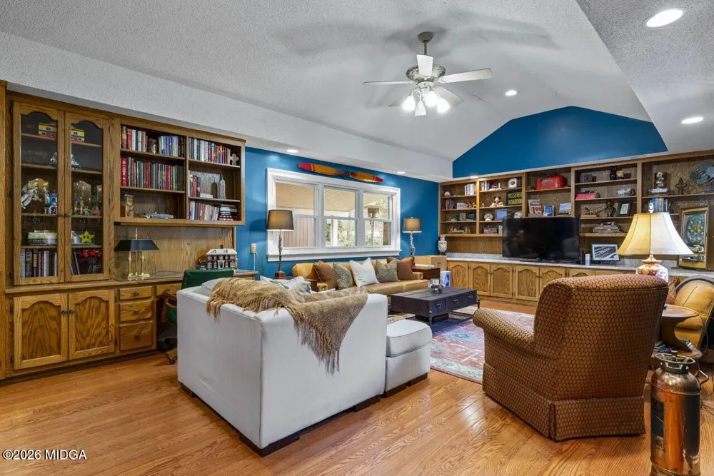 147 Stafford Avenue Barnesville, GA 30204
