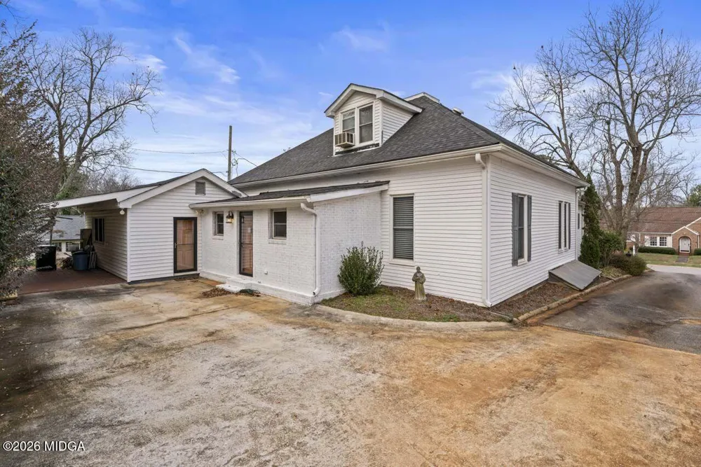 147 Stafford Avenue Barnesville, GA 30204