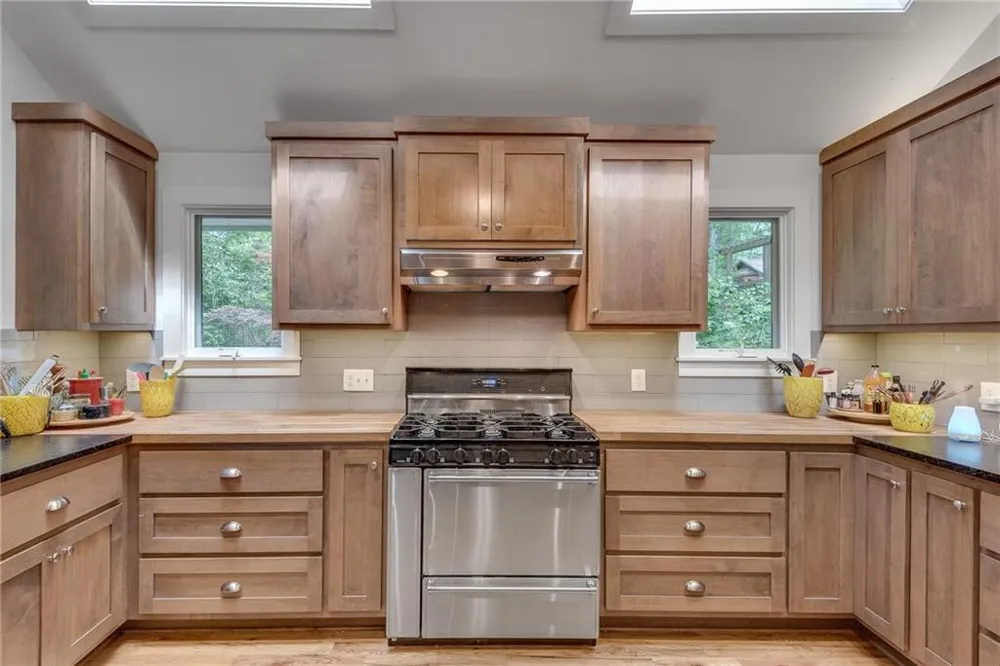 4621 Lakeshore Drive Pine Lake, GA 30072