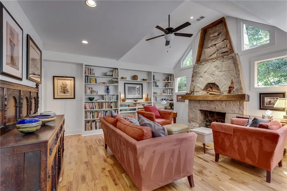 4621 Lakeshore Drive Pine Lake, GA 30072