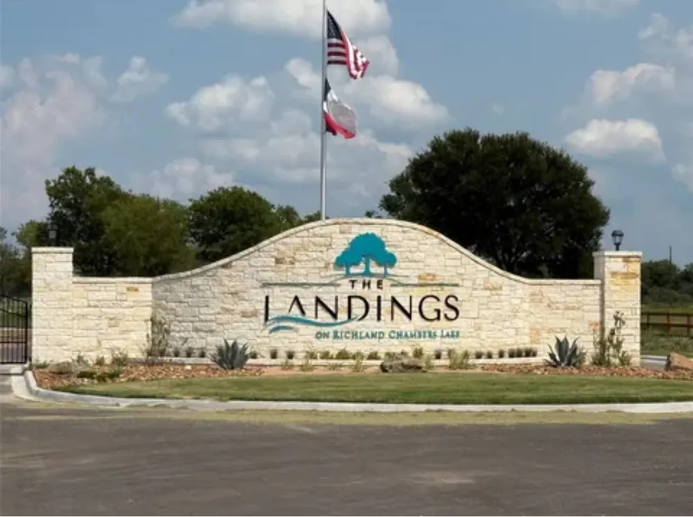 108 Weaver Court Richland, TX 75110