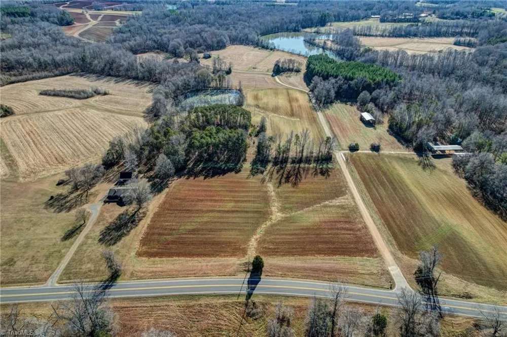 00 Ol Road Reidsville, NC 27320