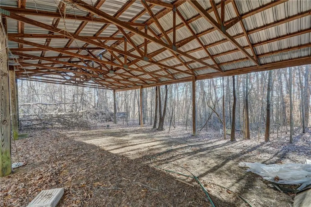00 Ol Road Reidsville, NC 27320