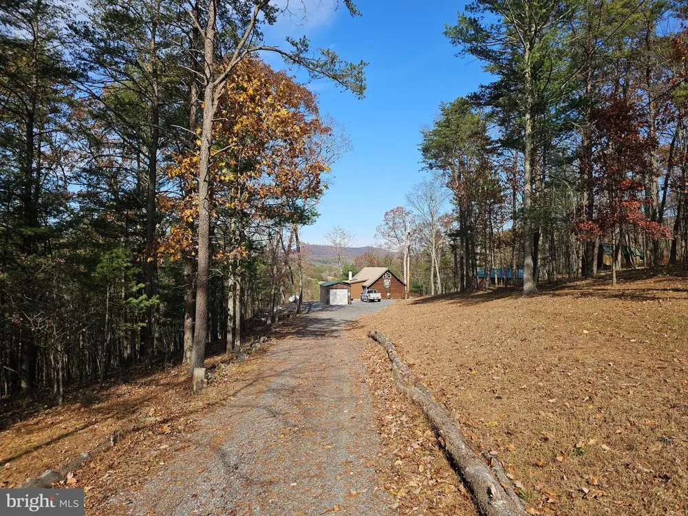 211 MARTIN ROAD Artemas, PA 17211