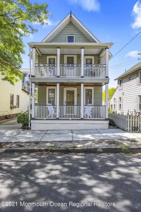 124 Heck Avenue