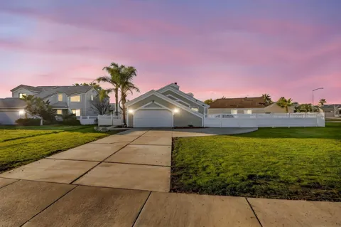 2102 Portside Court
