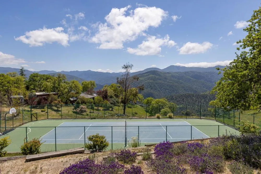 35000 Sky Ranch Road Carmel Valley, CA 93924