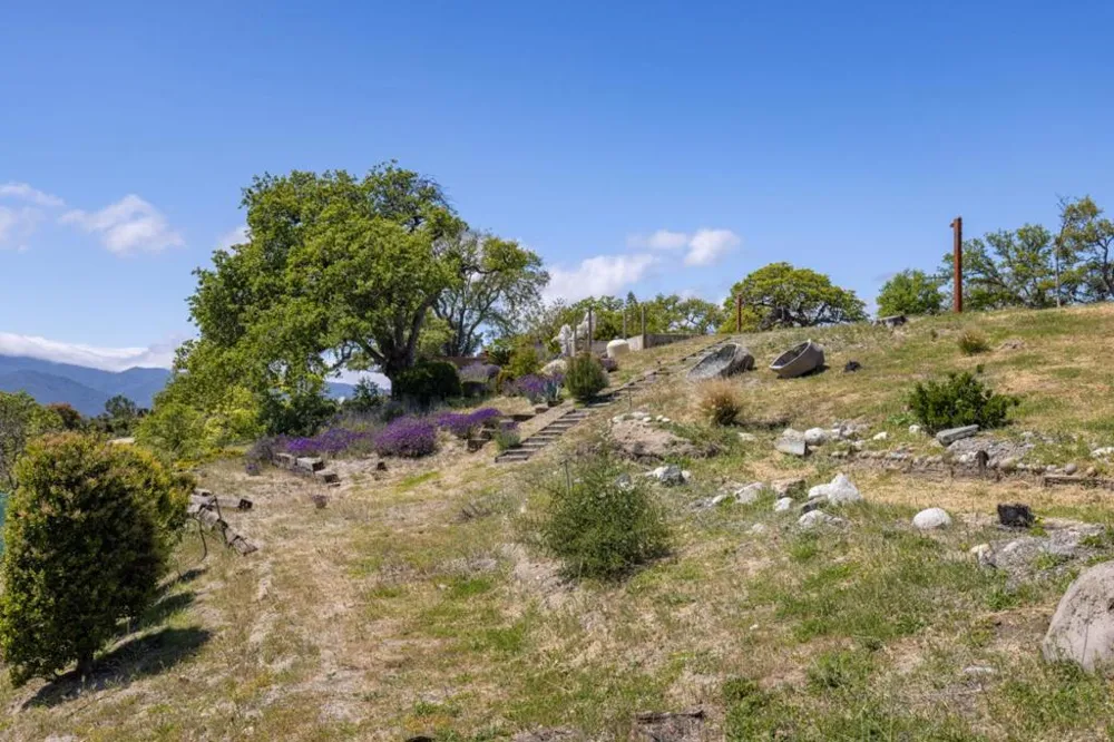 35000 Sky Ranch Road Carmel Valley, CA 93924